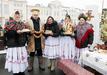 Масленица хороша, широка ее душа!